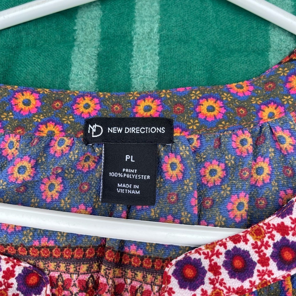New Directions - Colorful Bohemian Blouse - Picture 4 of 4
